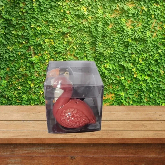 Flamingo &Toucan salt &pepper shaker pink /wht/blk - Picture 6 of 6